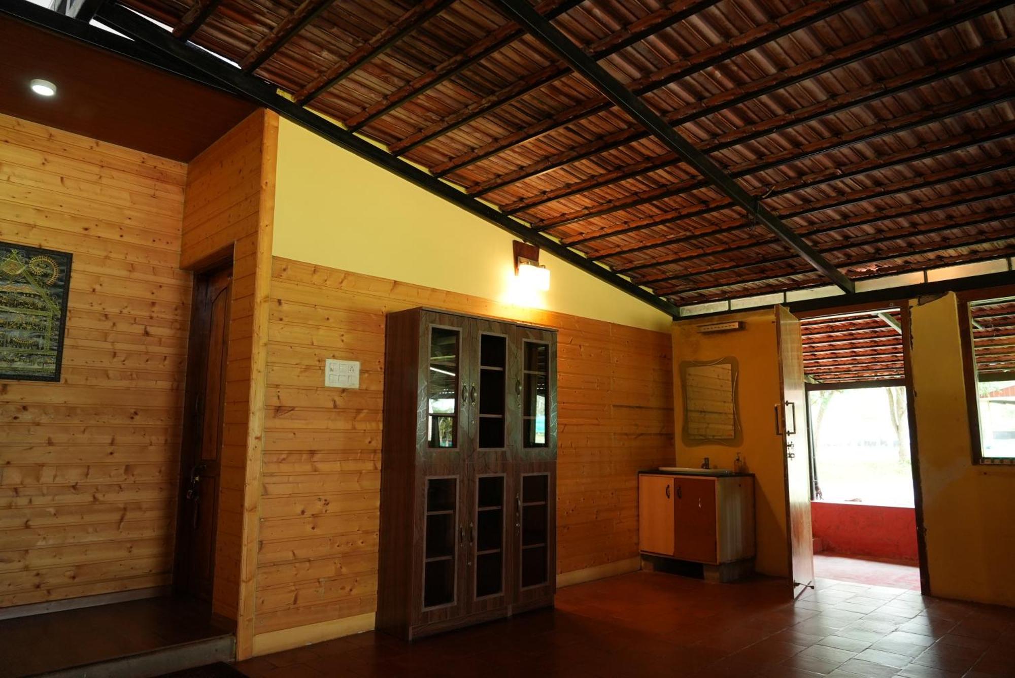 Labdhi Resorts Masinagudi- Stag Groups Not Allowed Room photo